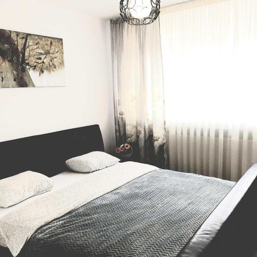 Apartament Carolina Parc Alba Iulia Exteriör bild
