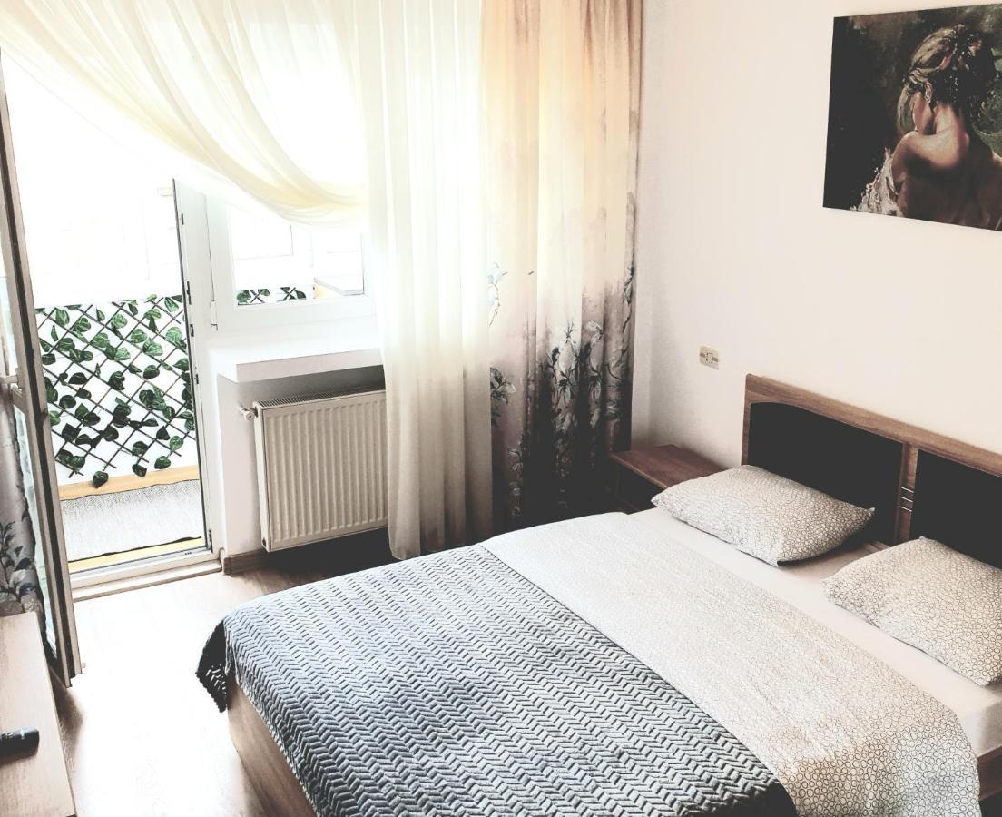 Apartament Carolina Parc Alba Iulia Exteriör bild