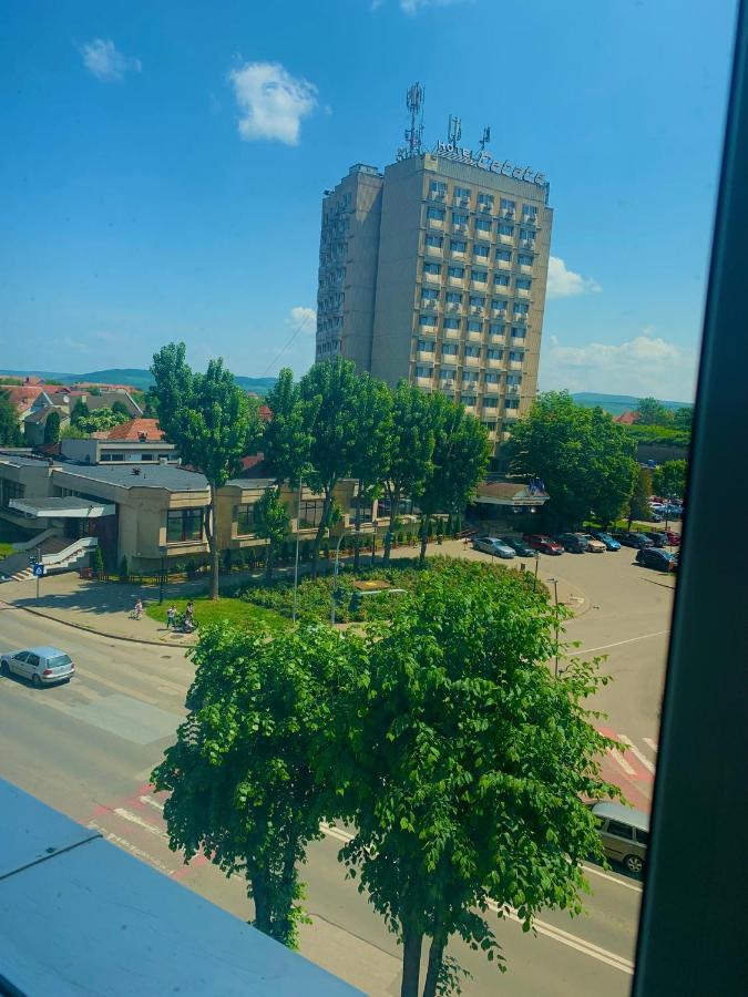 Apartament Carolina Parc Alba Iulia Exteriör bild