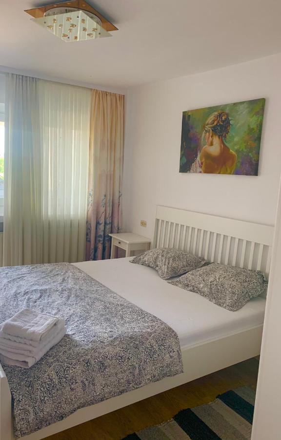 Apartament Carolina Parc Alba Iulia Exteriör bild